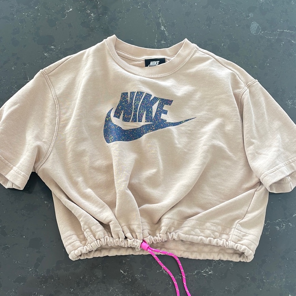 Nike Womens adjustable crop top